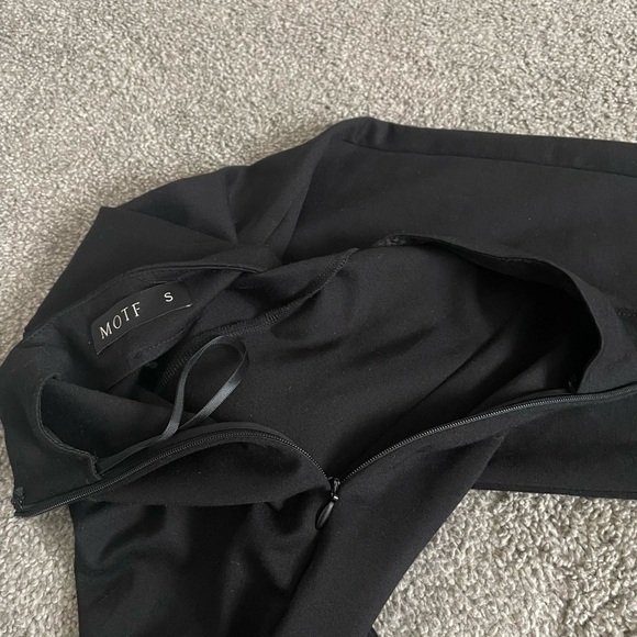 Cropped High Waited Flare Dress Pants - Picture 5 of 6